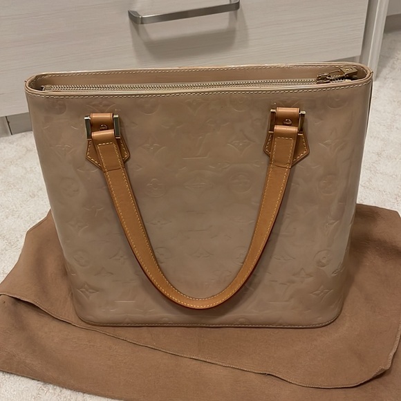 LV Bag - Picture 4 of 5